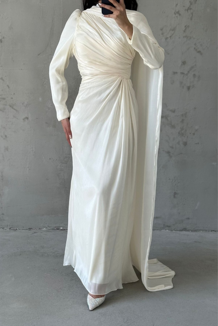 Elara Modest Evening Dress- Cream