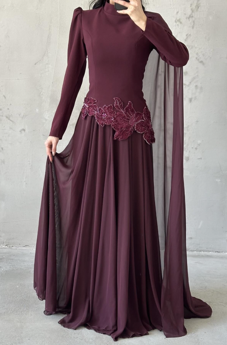 Amal Modest Evening dress- Plum  ModestModelle